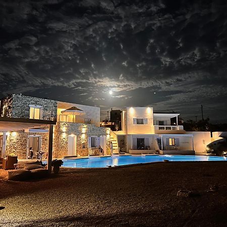Blu Suites And Studios Adamantas  Exterior photo