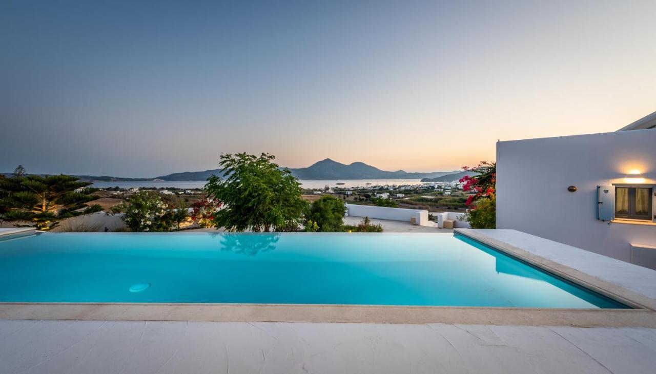 Blu Suites And Studios Adamantas  Exterior photo