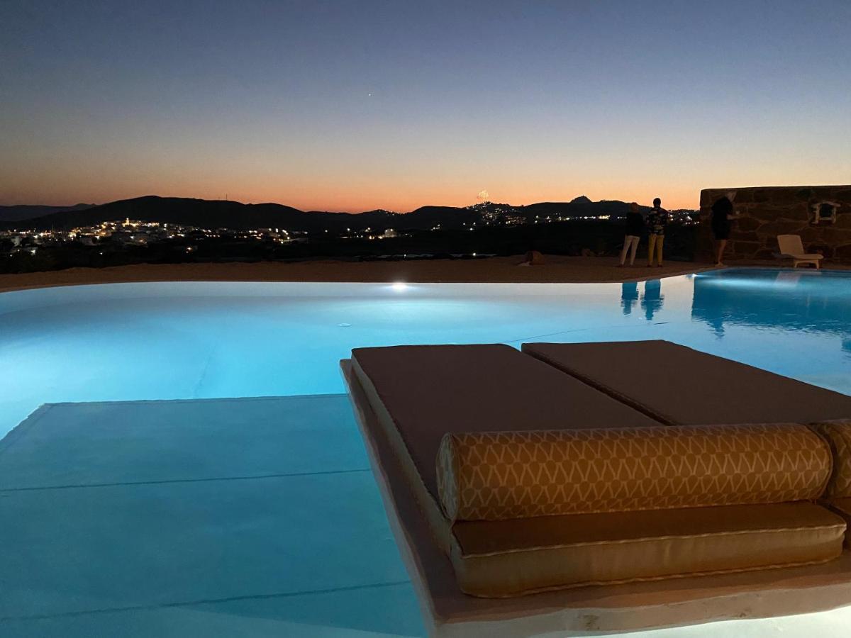 Blu Suites And Studios Adamantas  Exterior photo