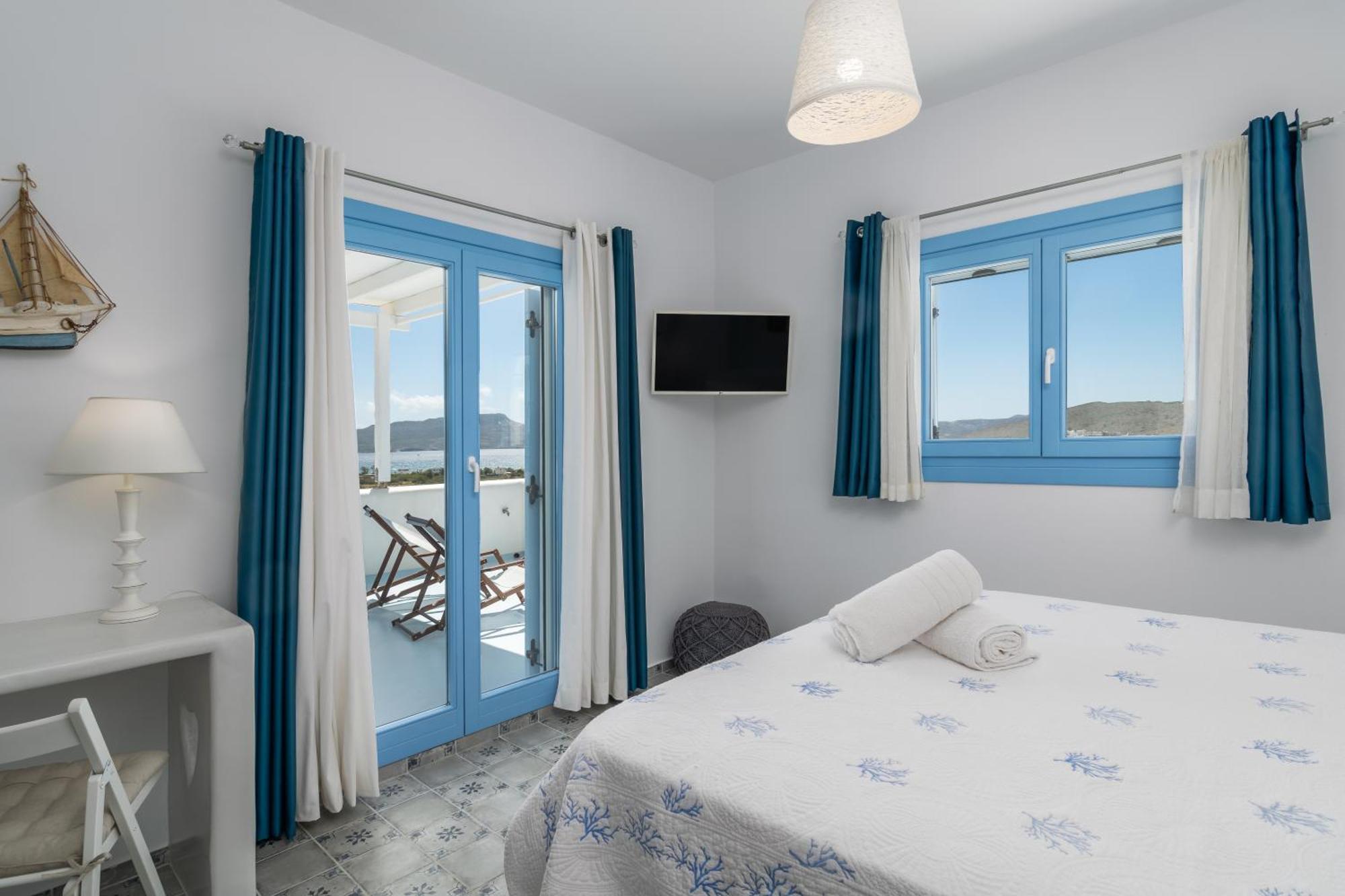Blu Suites And Studios Adamantas  Exterior photo