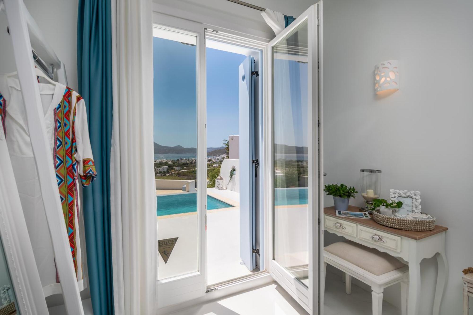 Blu Suites And Studios Adamantas  Exterior photo