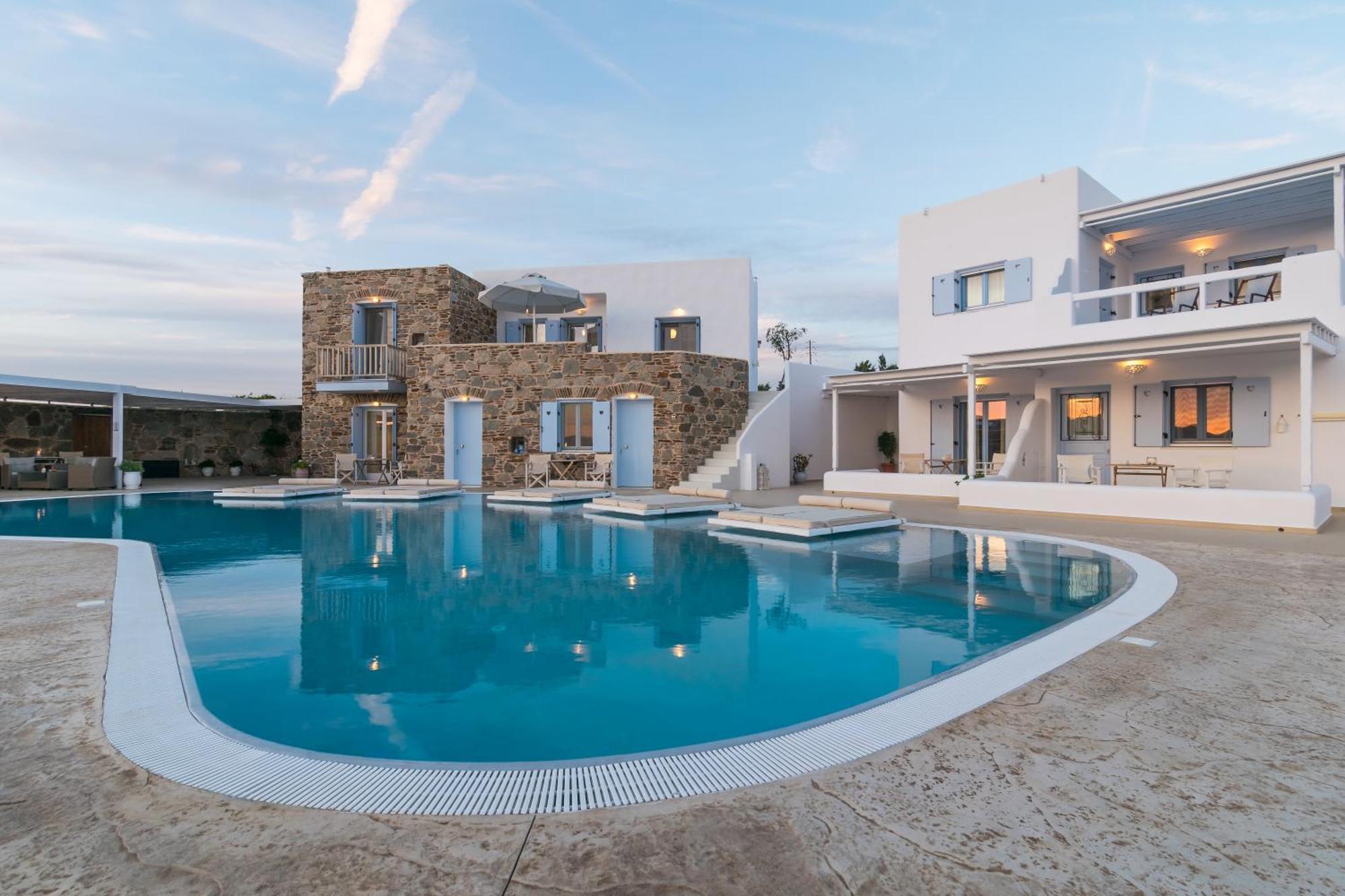 Blu Suites And Studios Adamantas  Exterior photo