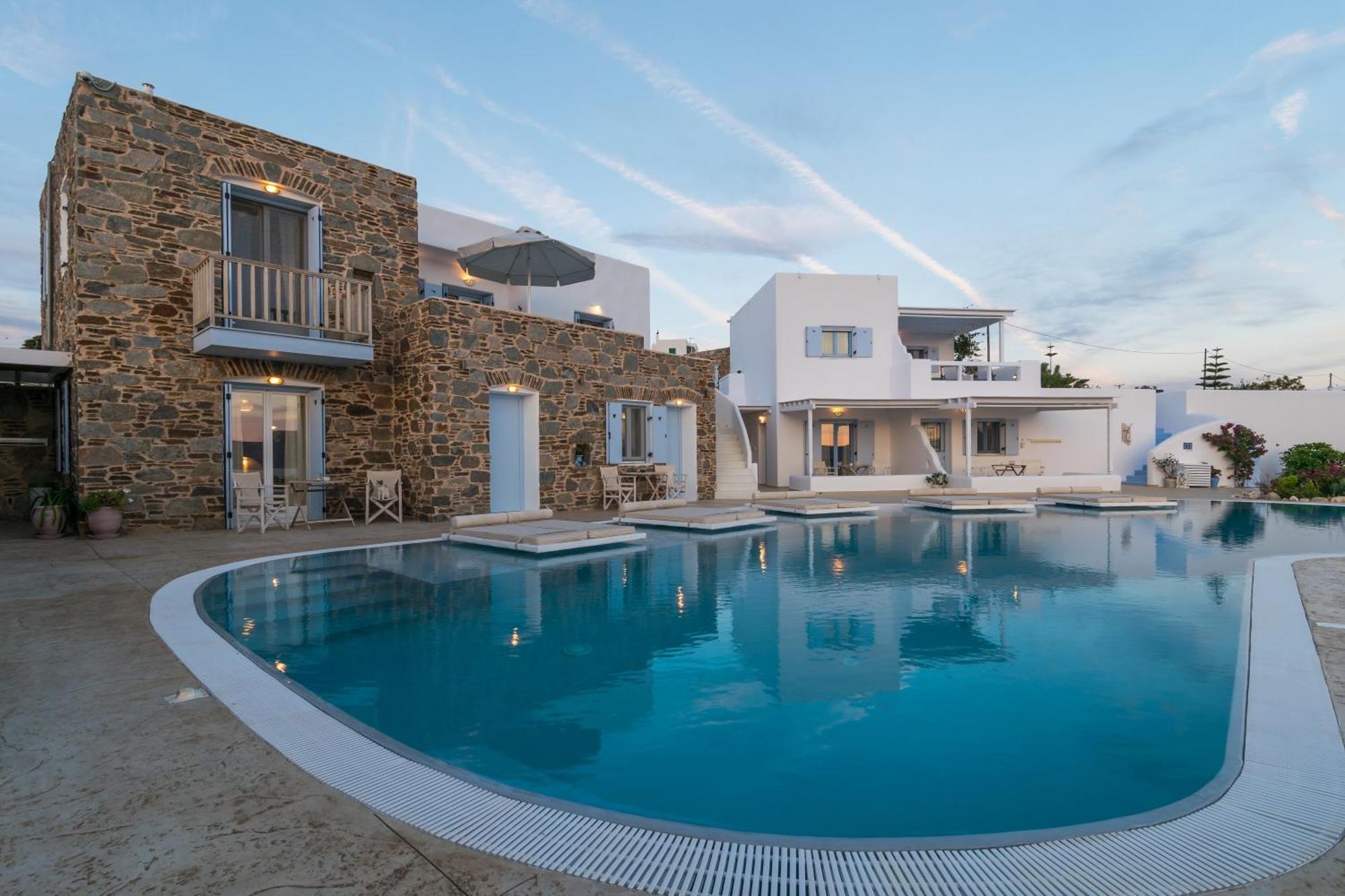 Blu Suites And Studios Adamantas  Exterior photo